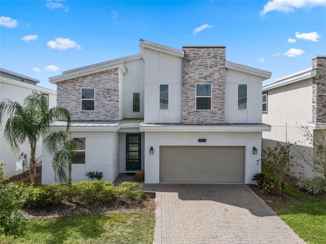 8816 Cruden Bay Court, DAVENPORT
