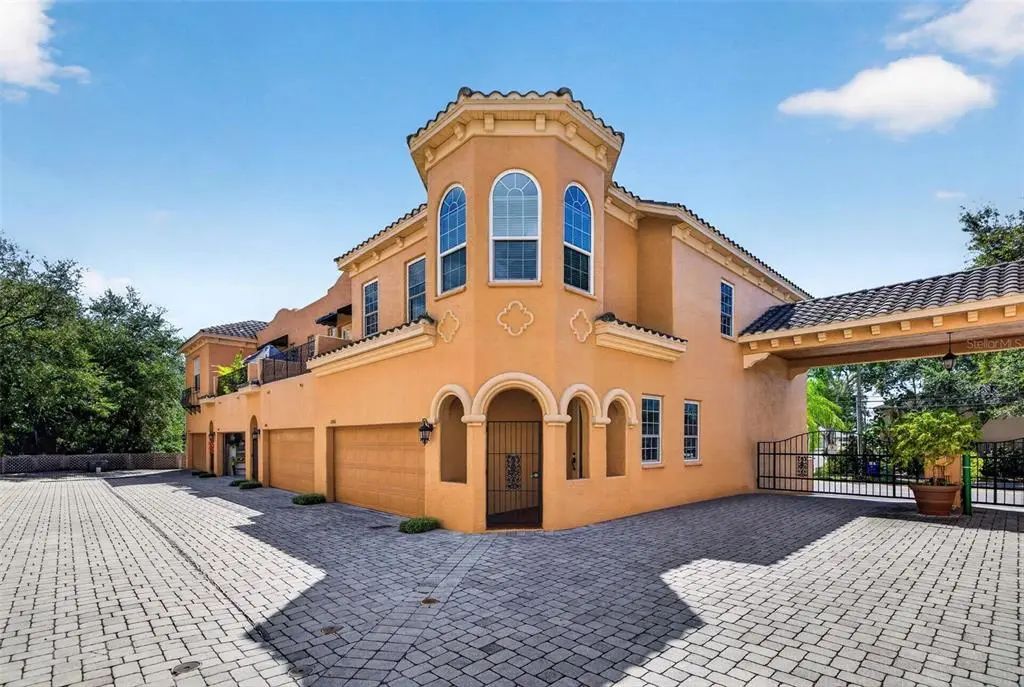 2908 Hansen Manor Lane, TAMPA