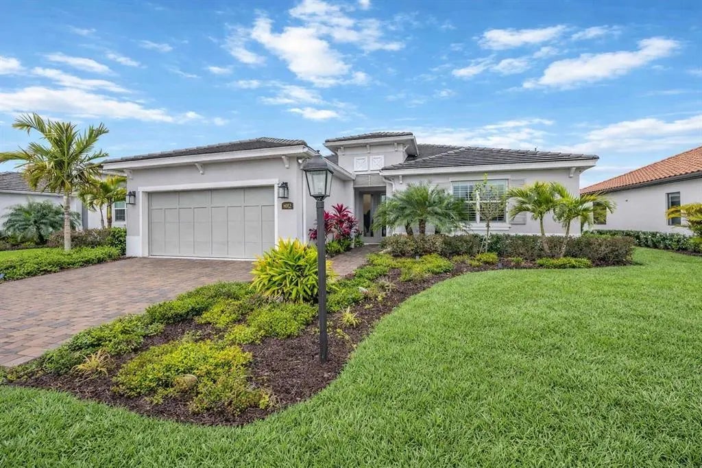 8012 Clearwater Court, SARASOTA