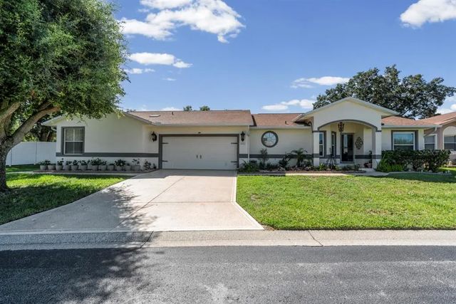 6323 Silver Lakes Drive E, LAKELAND