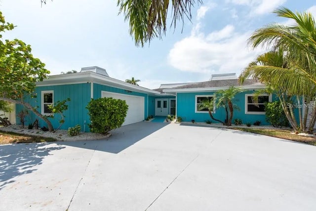 4643 Bay Crest Drive, TAMPA