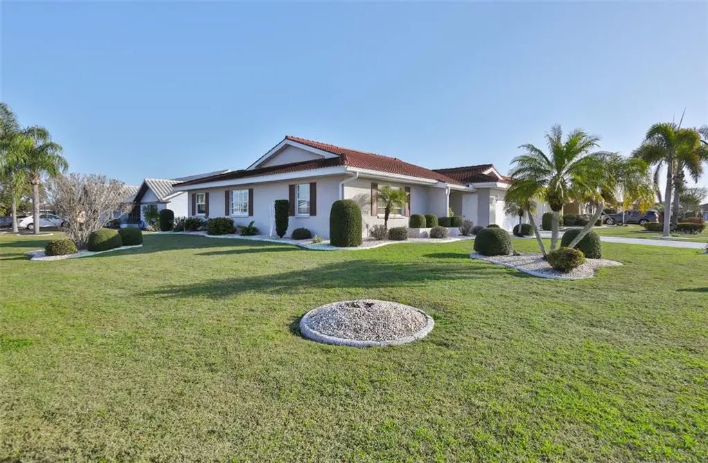 1809 Granville Lane, SUN CITY CENTER