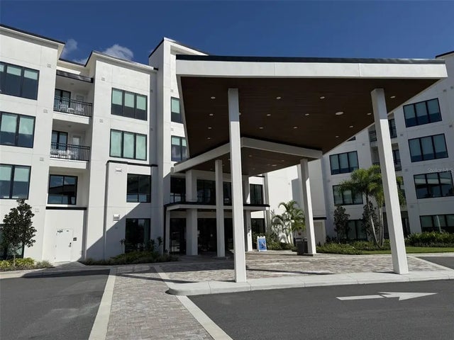 15695 Grove Resort Avenue 4417, WINTER GARDEN