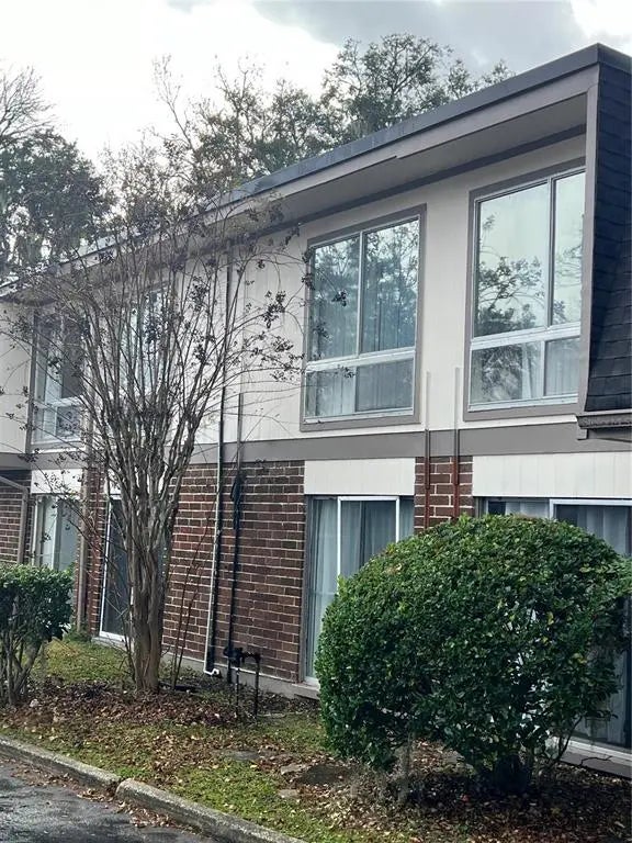 1700 Sw 16th Court M27, GAINESVILLE