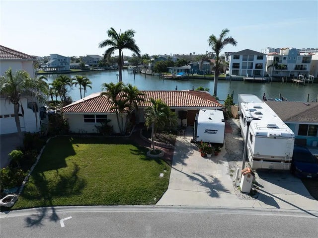 187 175th Terrace Drive E, REDINGTON SHORES