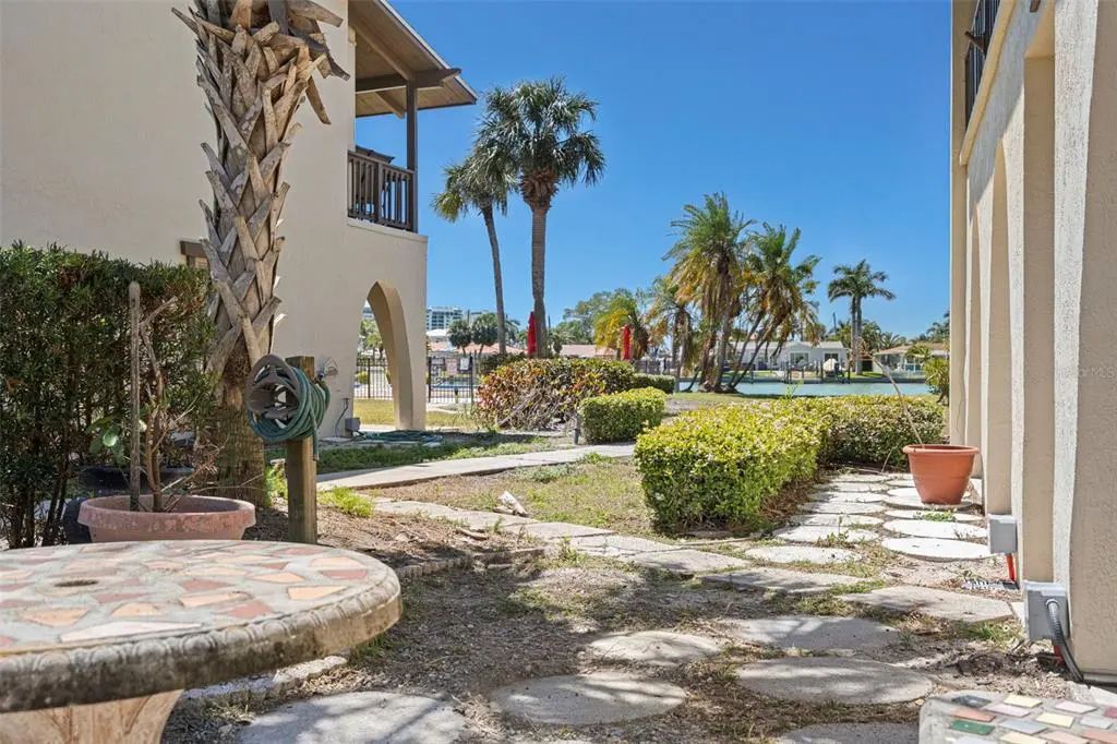 505 Plaza Seville Court 11, TREASURE ISLAND