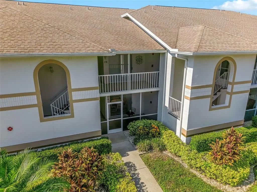 6908 Drewrys Bluff 704, BRADENTON