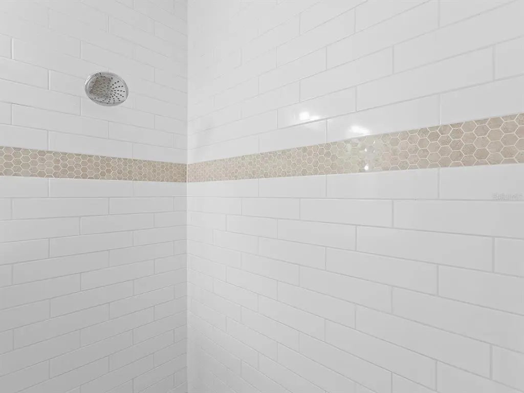 Gulf Shores Realty: 24 8ecced8c80697e1f5e0232f2a167927c l