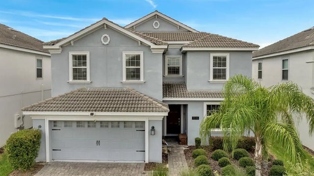 1536 Maidstone Court, DAVENPORT