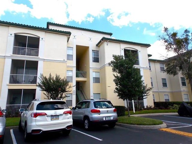 8809 Dunes Ct 201, KISSIMMEE