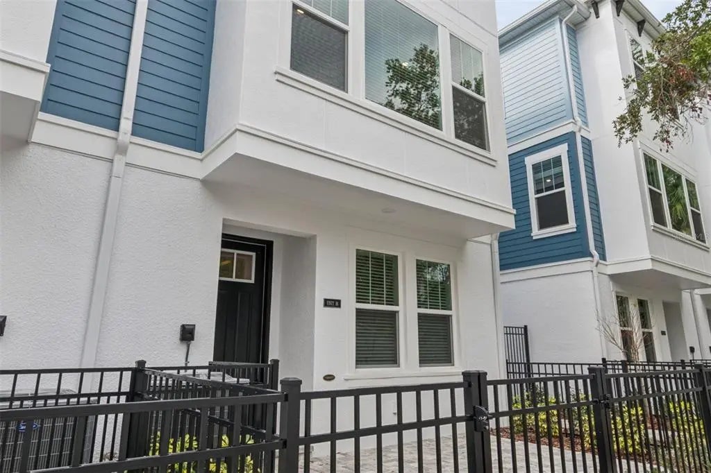 6605 N Nebraska Avenue 16, TAMPA