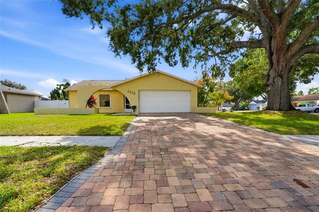 5425 Pentail Circle, TAMPA