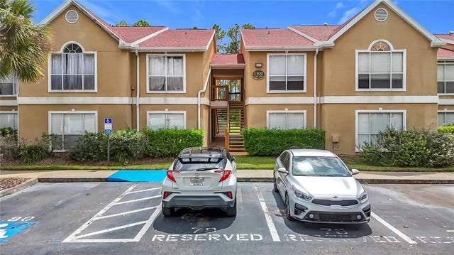 9481 Highland Oak Drive 1310, TAMPA