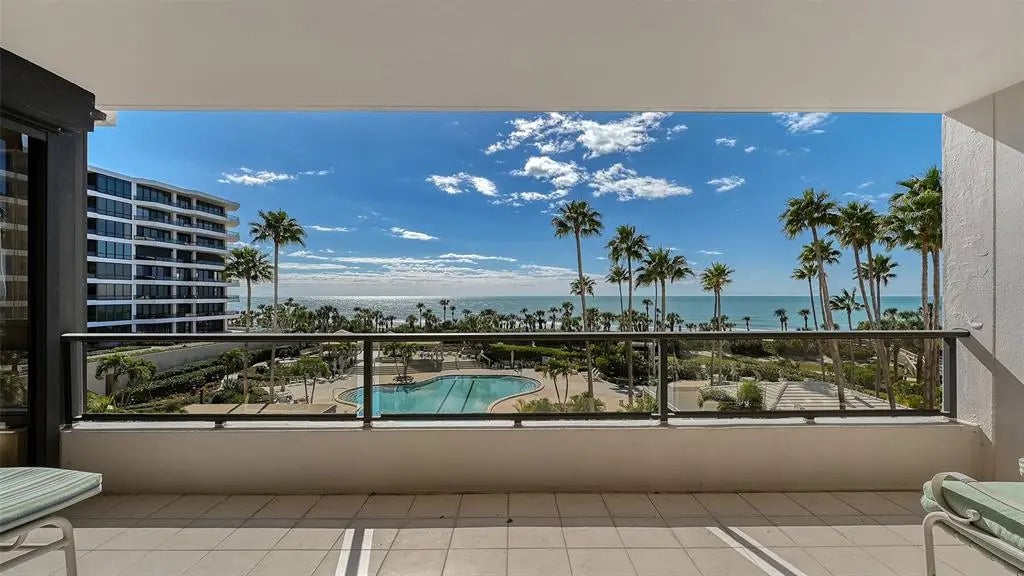 545 Sanctuary Drive B305, LONGBOAT KEY