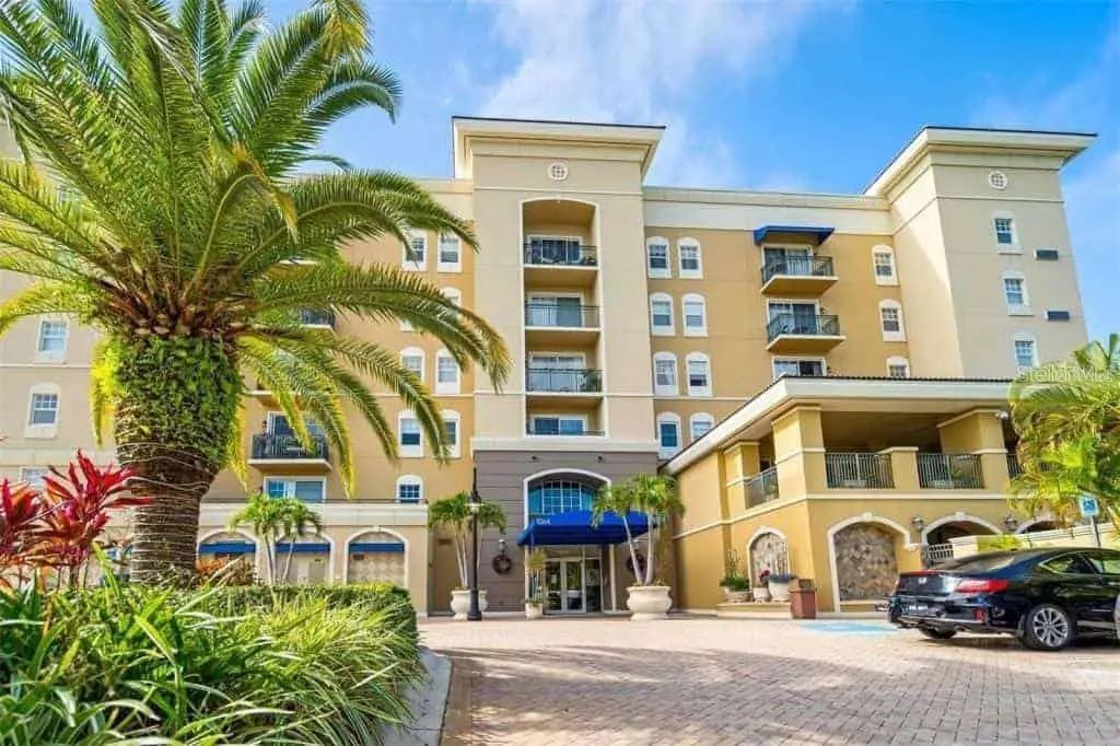 1064 N Tamiami Trail 1322, SARASOTA