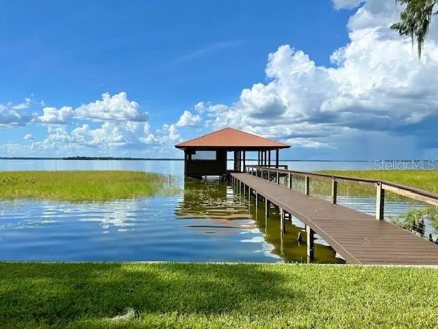 416 Hancock Road, LEESBURG