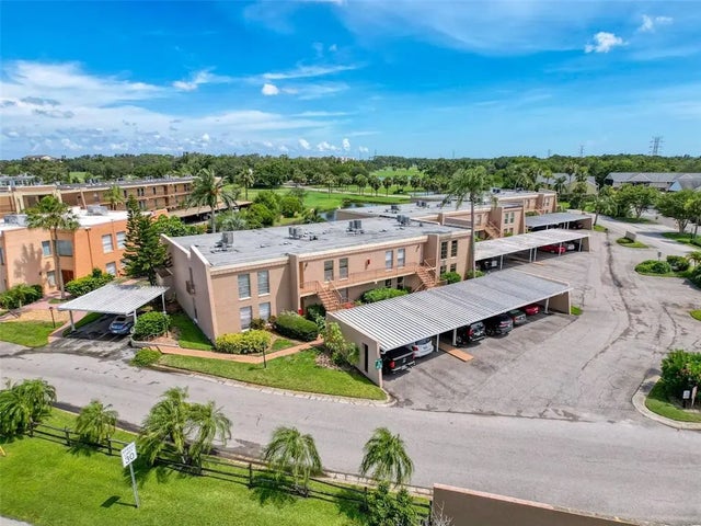 225 Country Club Dr A203, LARGO
