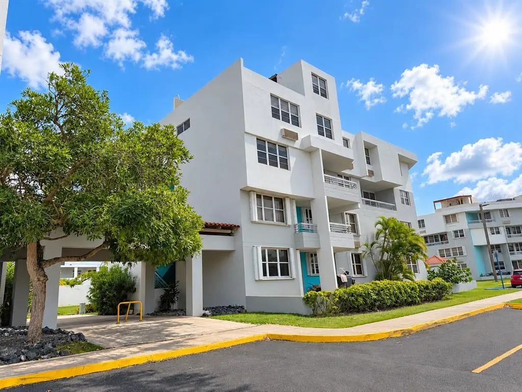 Ave. Chalets Cond. Chalets De La Playa Apt. 132, VEGA BAJA