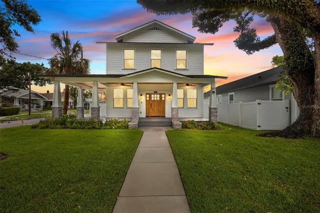 502 E Robles Street, TAMPA