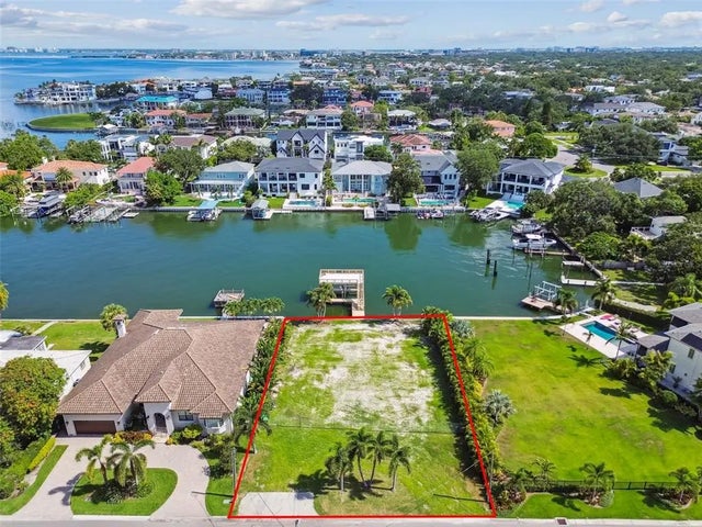 5105 W Longfellow Avenue, TAMPA