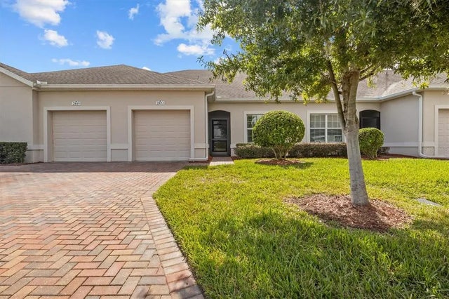 2853 Attwater Loop, WINTER HAVEN