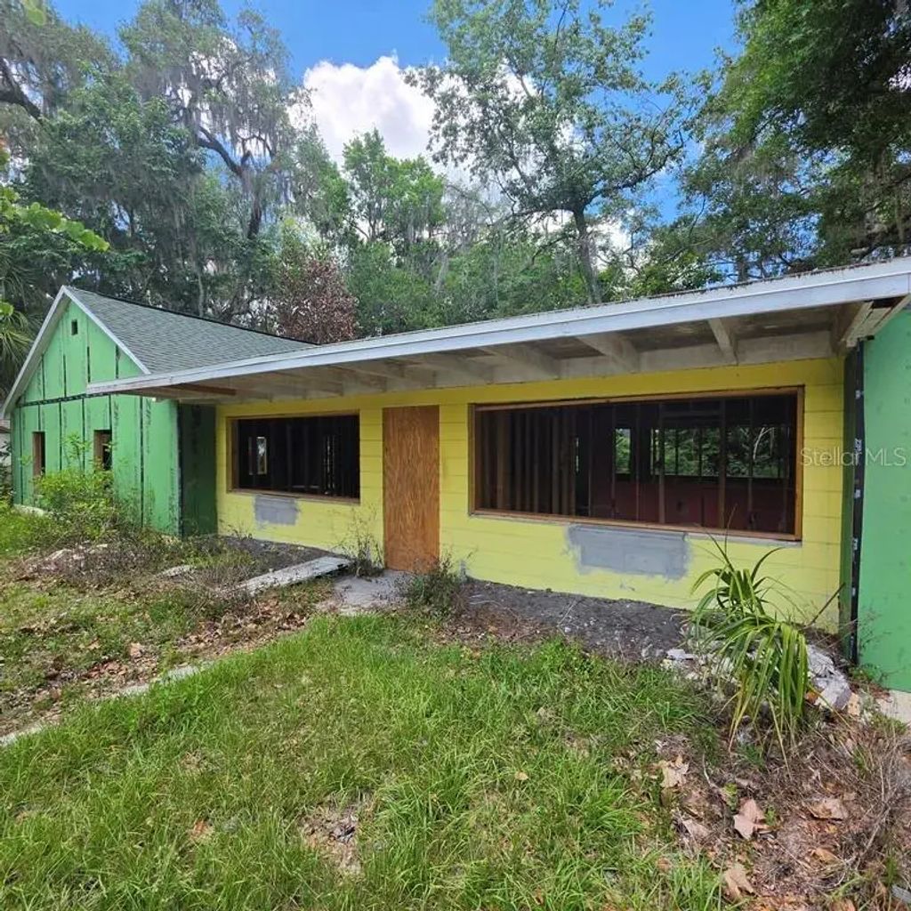 8869 E Ogden Lane, Floral City