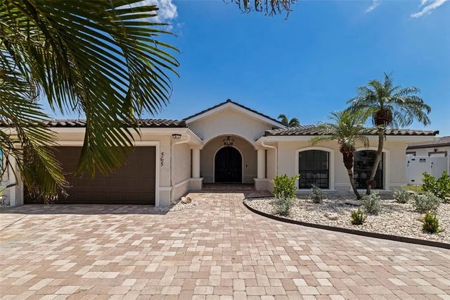 565 Crystal Drive, MADEIRA BEACH