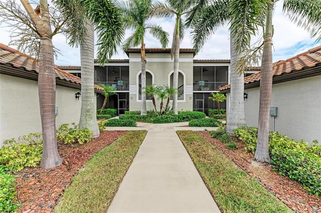 6611 Grand Estuary Trail 105, BRADENTON