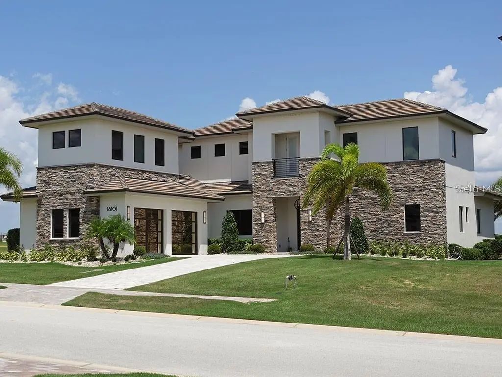 16101 Vetta Drive, MONTVERDE