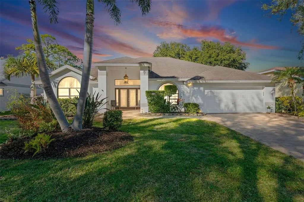 5309 Gardens Drive, SARASOTA