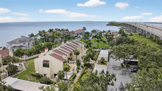 7550 Sunshine Skyway Lane S P12, ST PETERSBURG