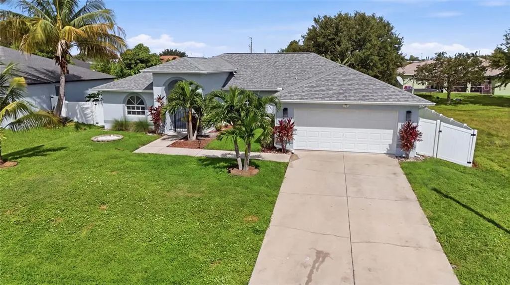 413 Nw 17th Place, CAPE CORAL