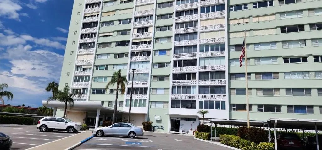 31 Island Way 303, CLEARWATER BEACH