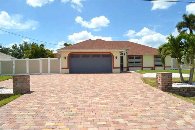 1118 Nw 17th Street, CAPE CORAL