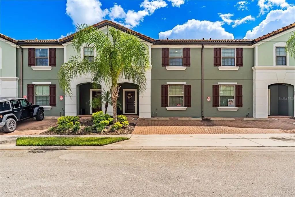 4582 Terrasonesta Drive, DAVENPORT