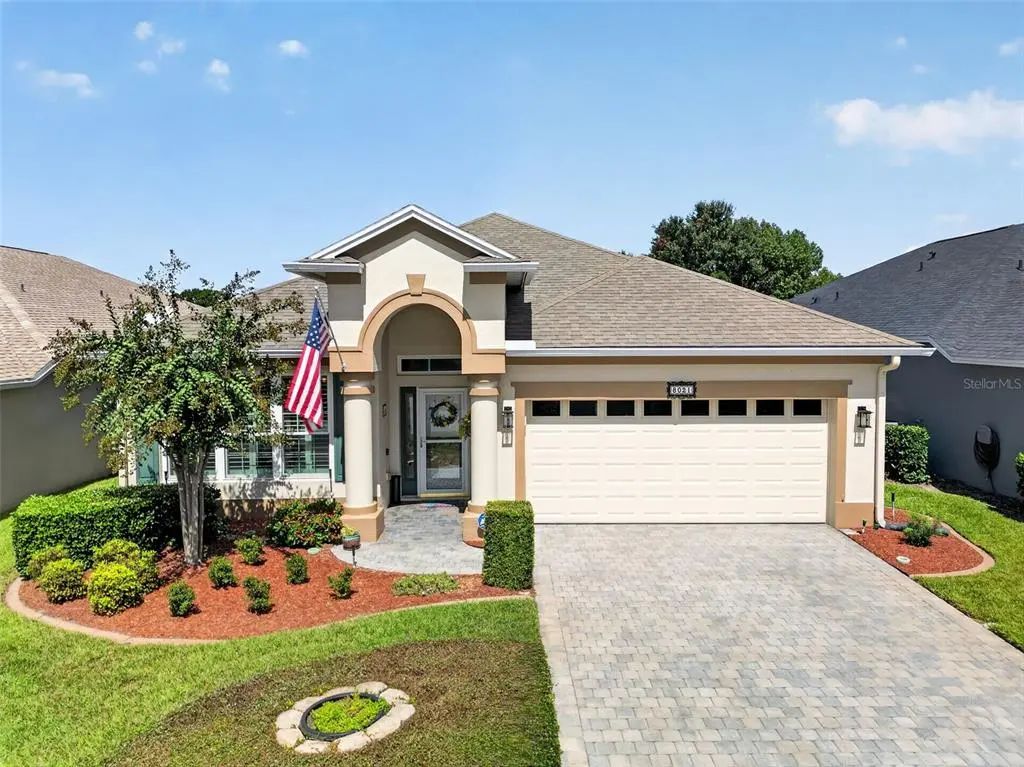 8021 Saint James Way, MOUNT DORA