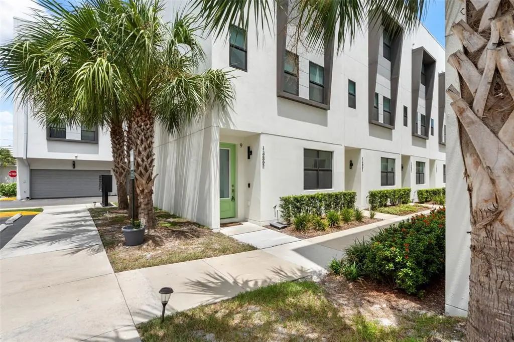1332 W Gray Street 9, TAMPA