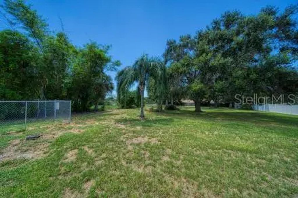 10850 Oakhurst Road, LARGO