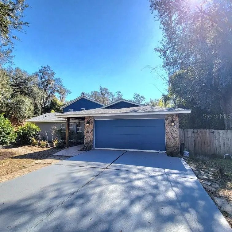 28800 Walker Drive, WESLEY CHAPEL