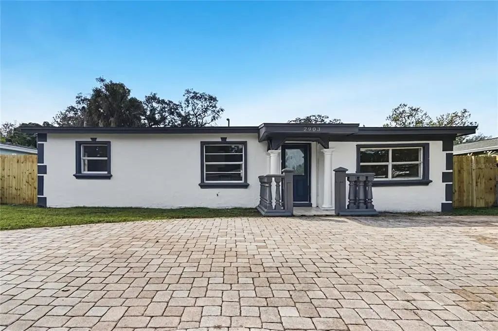 2903 E 97th Avenue, TAMPA
