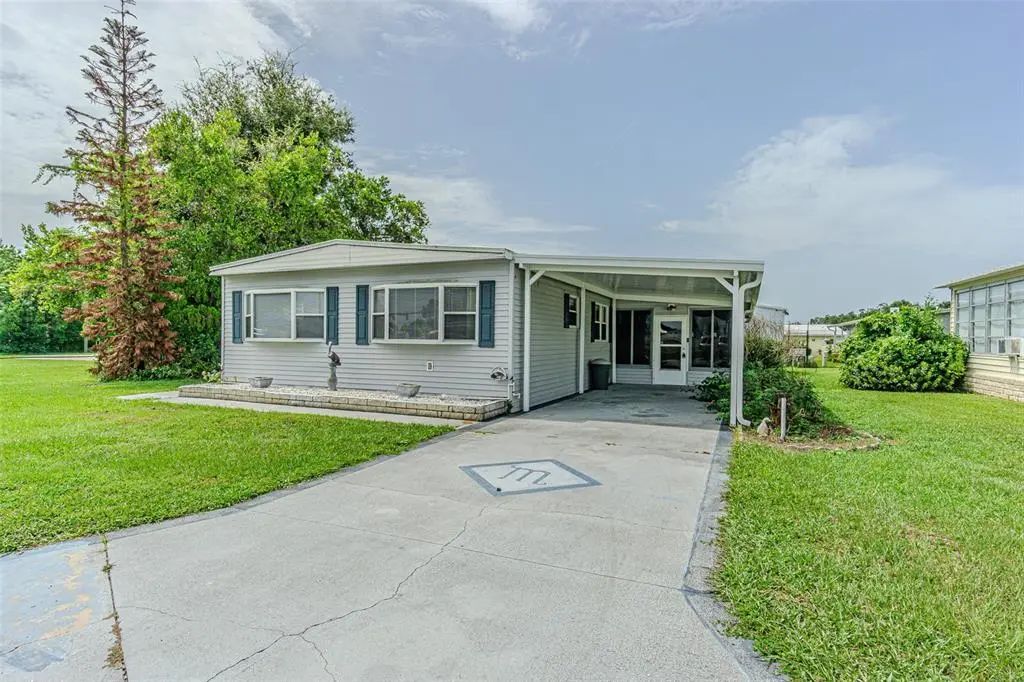37544 Attica Avenue, ZEPHYRHILLS