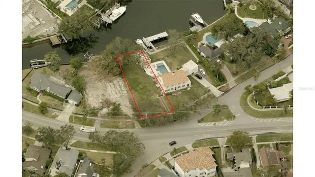 418 Blanca Avenue, TAMPA