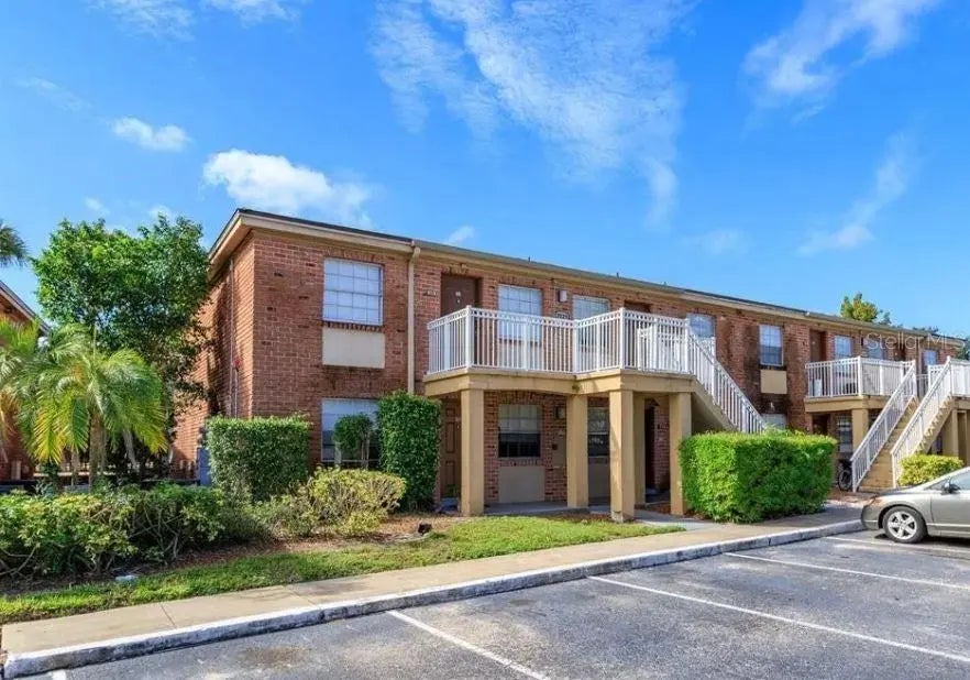 Photo of Listing #O6382055