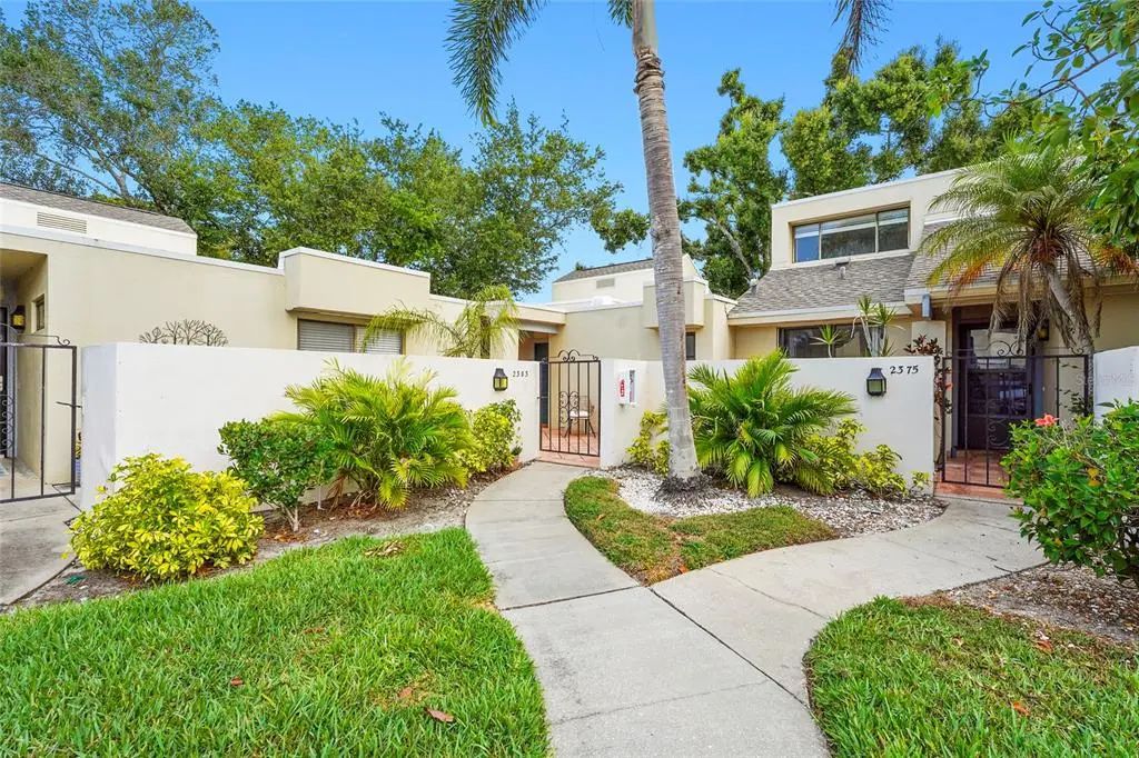 2383 Lakeside Mews D3, SARASOTA