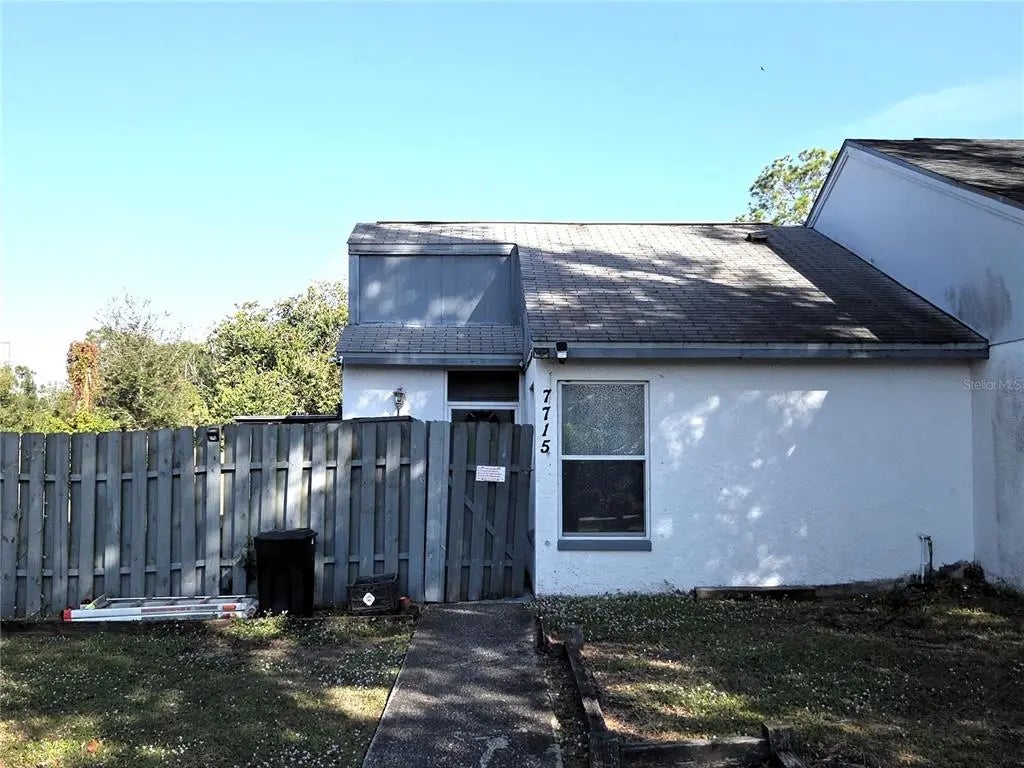 7715 Citronella Court, TAMPA