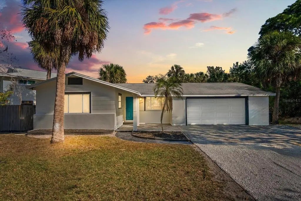 10395 San Martin Boulevard Ne, ST PETERSBURG