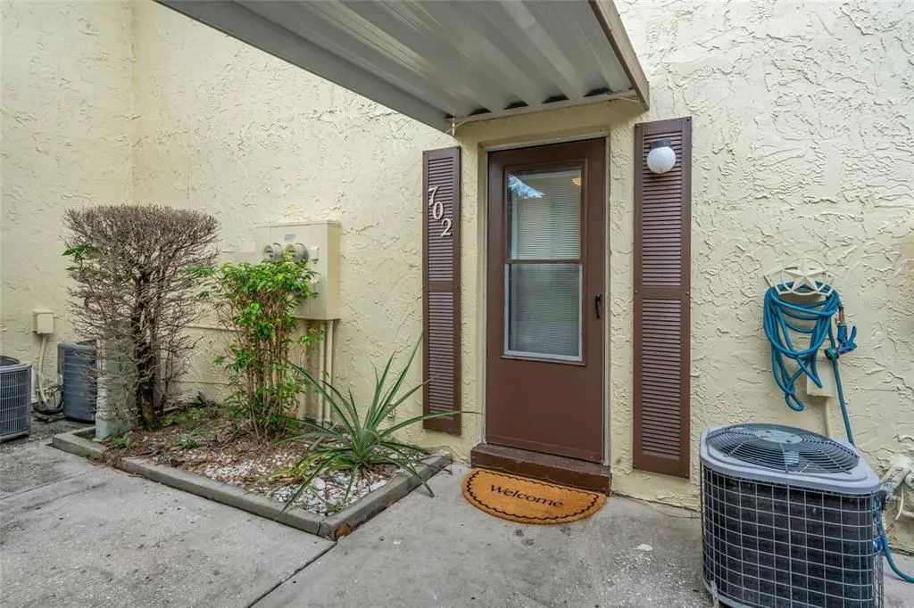 501 E Bay Drive 702, LARGO