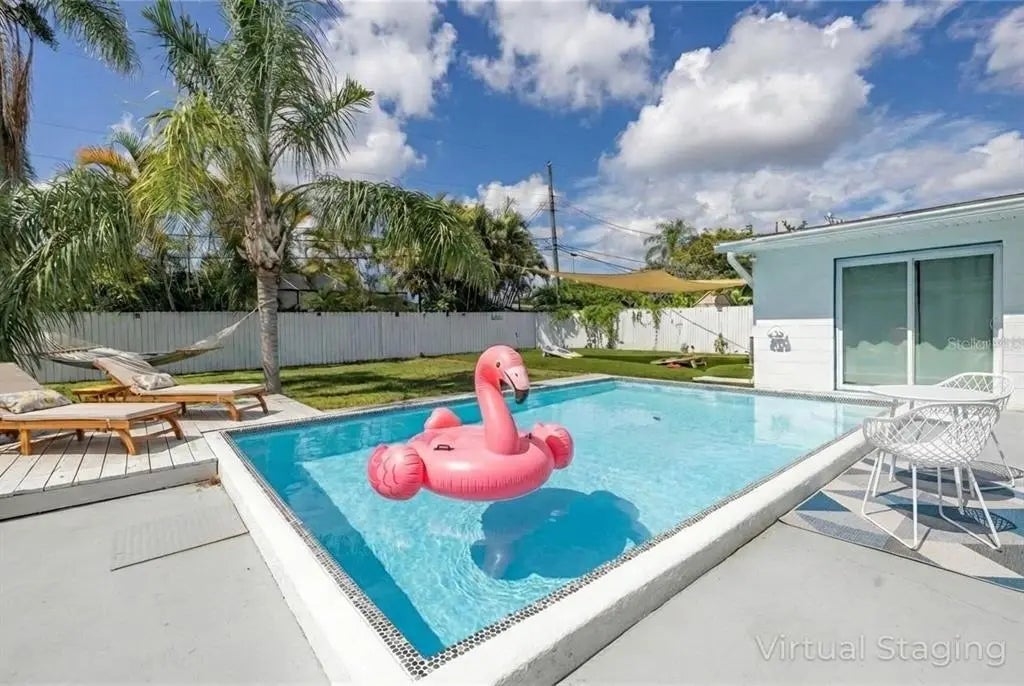 1200 76th Avenue N, ST PETERSBURG