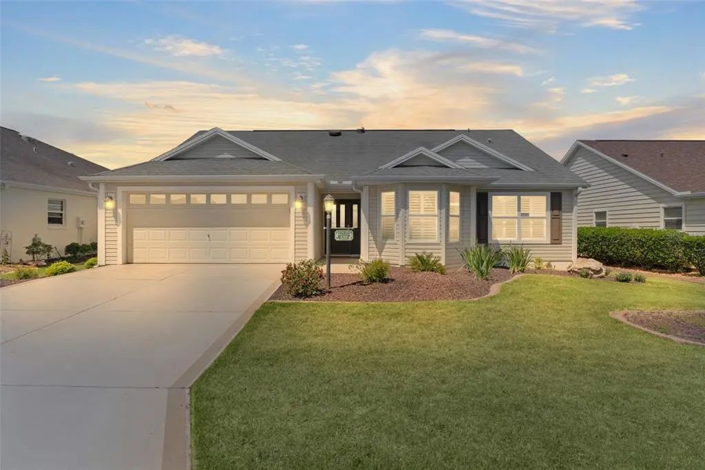 1215 Westmoreland Loop, THE VILLAGES