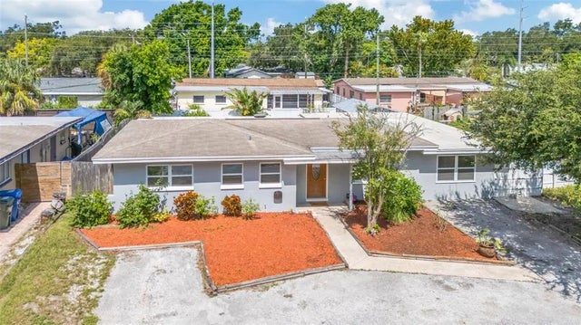 1041 Jackson Street, LARGO